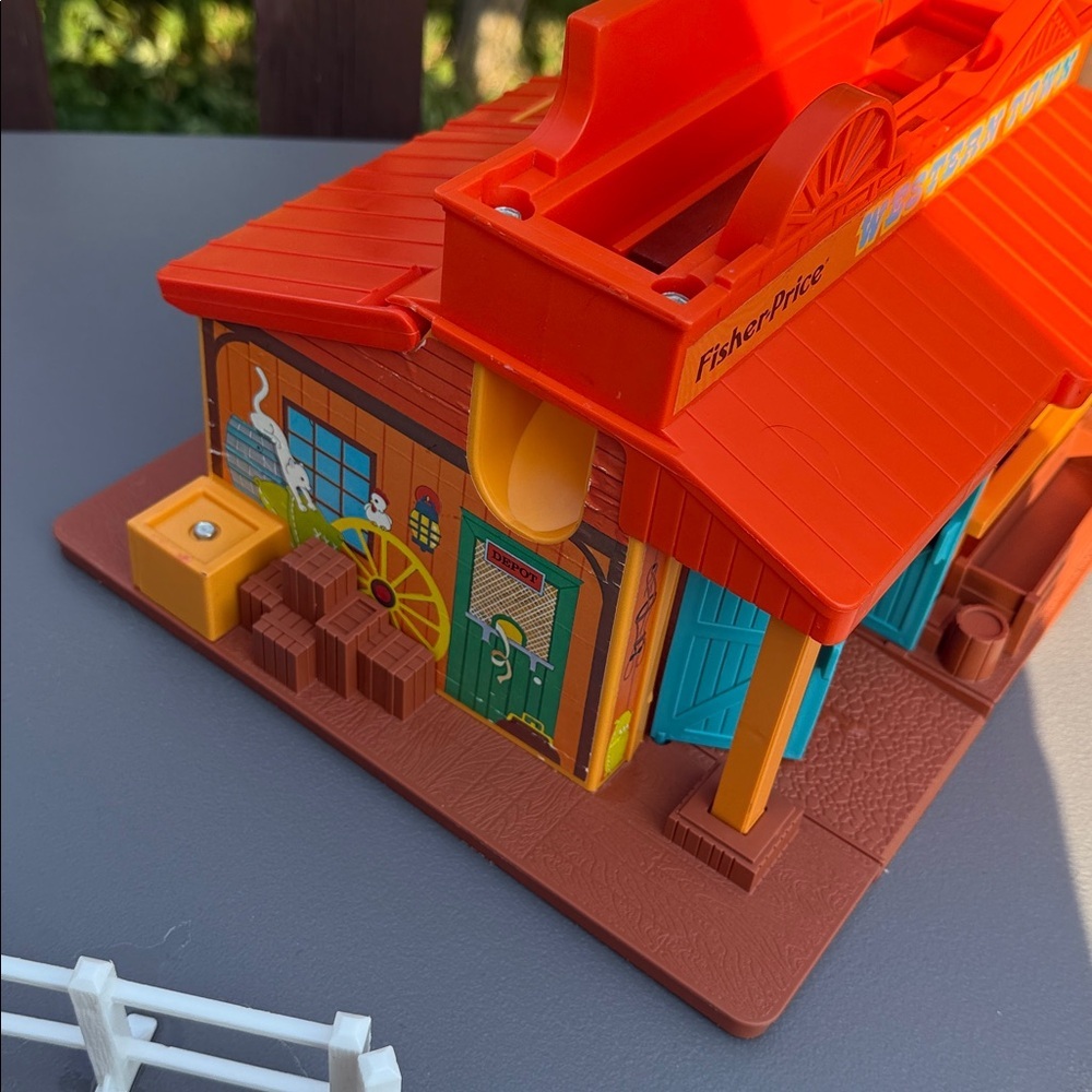 VTG Fisher Price Play Family Western Town 1982  People Horse & Accessories - Picture 8 of 11